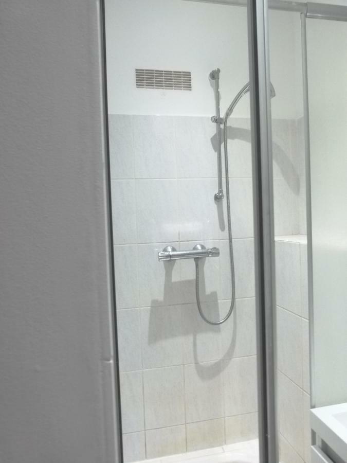 Studio Calme, Lumineux, Wifi, 1.5 Km Du Front De Mer Apartment Saint-Nazaire  Luaran gambar